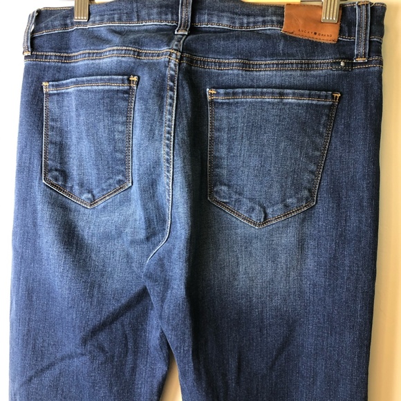 Lucky Brand Brooke Flare jean - Picture 5 of 6